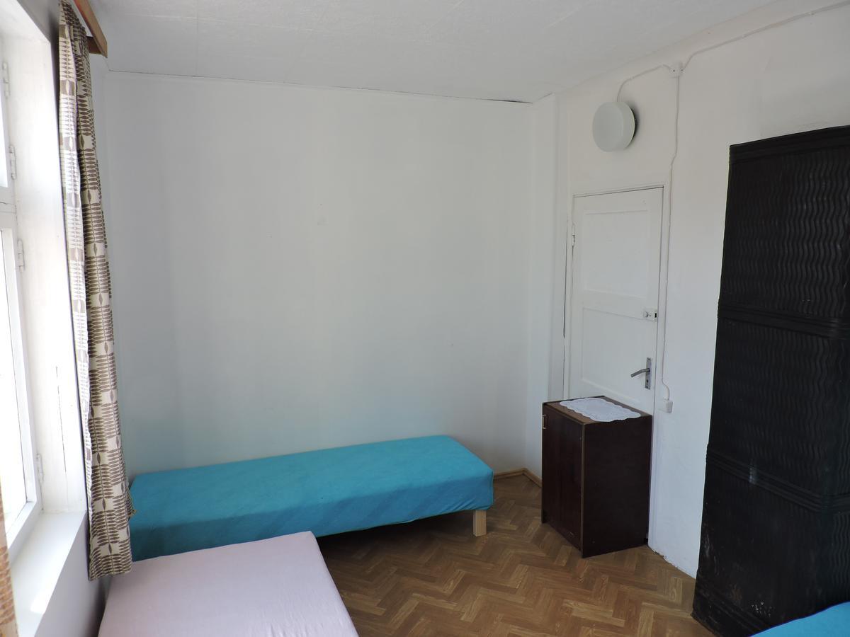 פארנו Budget Hostel מראה חיצוני תמונה