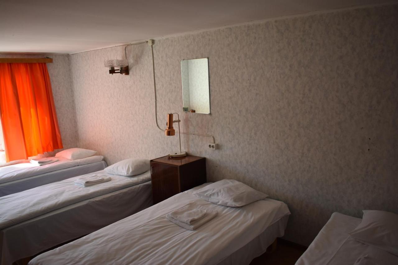 פארנו Budget Hostel מראה חיצוני תמונה