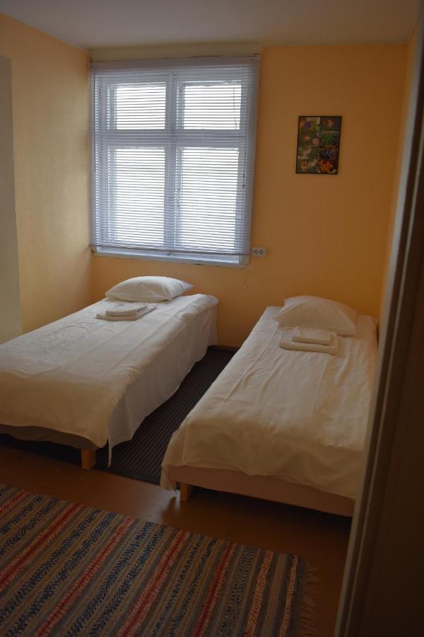 פארנו Budget Hostel מראה חיצוני תמונה